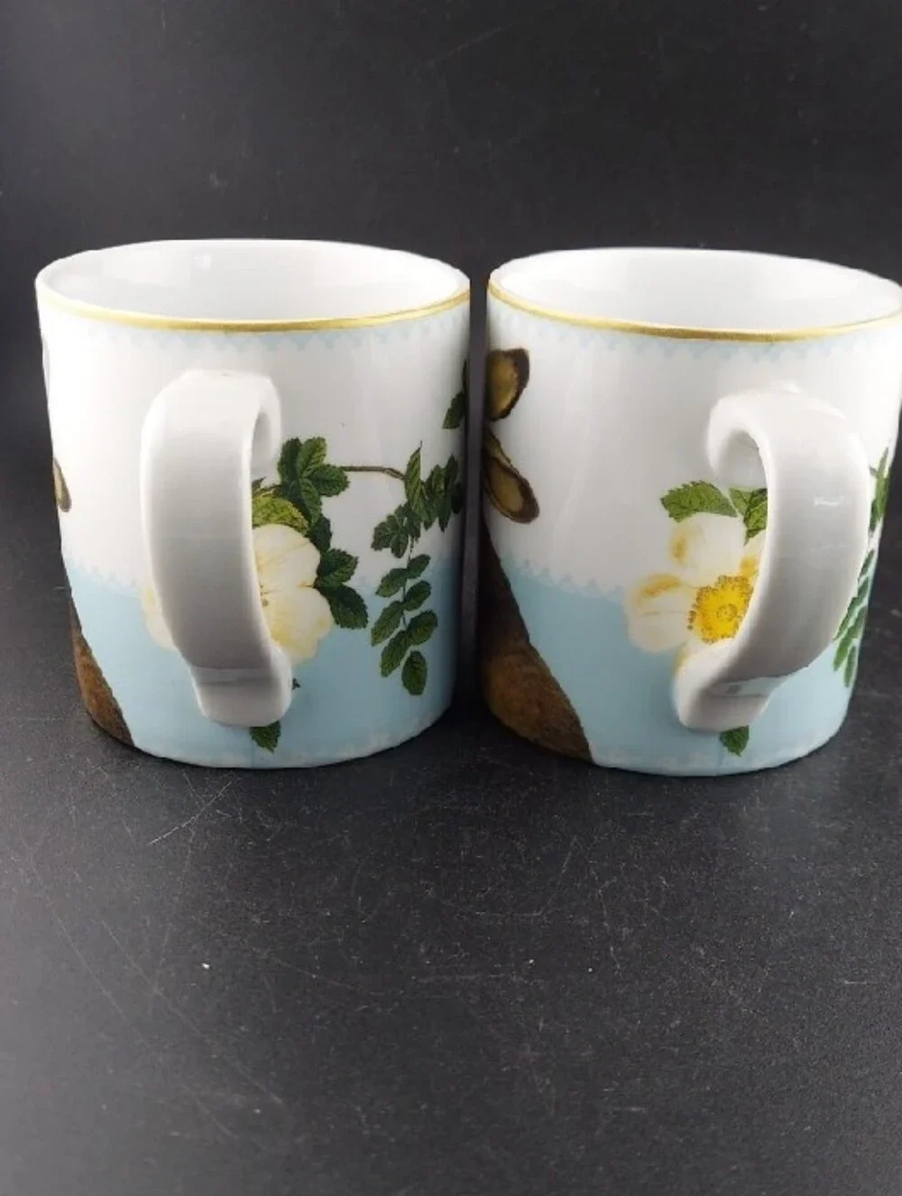 Willians Sonoma Spring Garden Bunnies  Ceramic Mug Set - Blue and White